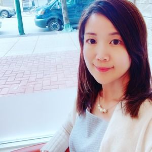 Meet your Posher, Debbie